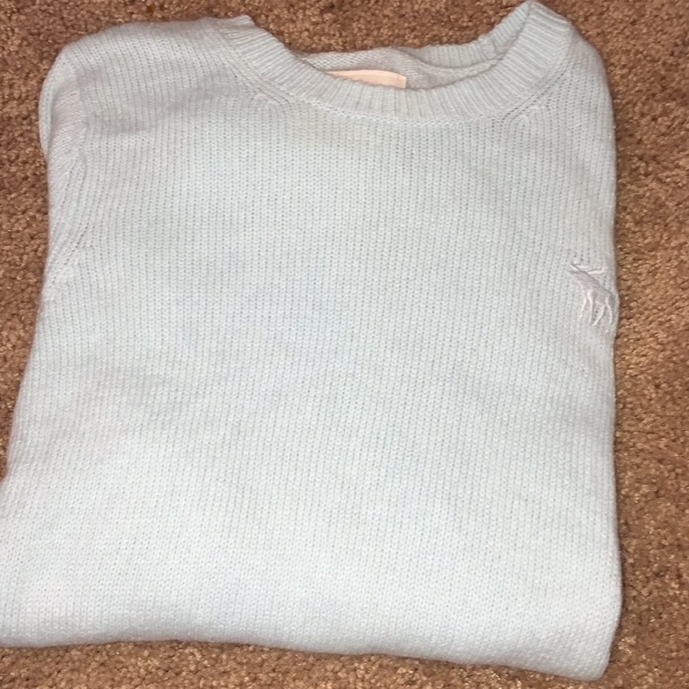 Abercrombie And Fitch sweater